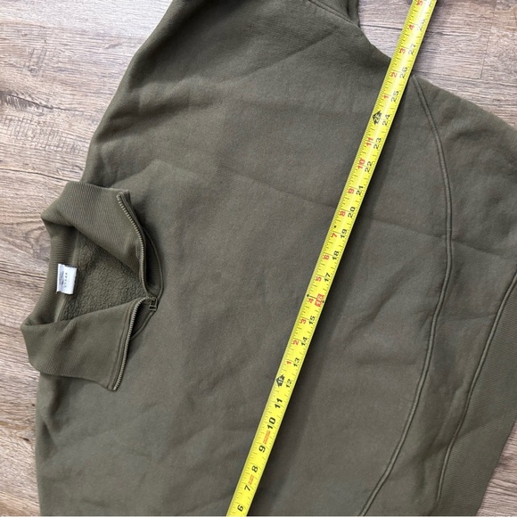 Outdoor Voices • Nimbus 1/4 Zip Sweatshirt - Picture 3 of 12